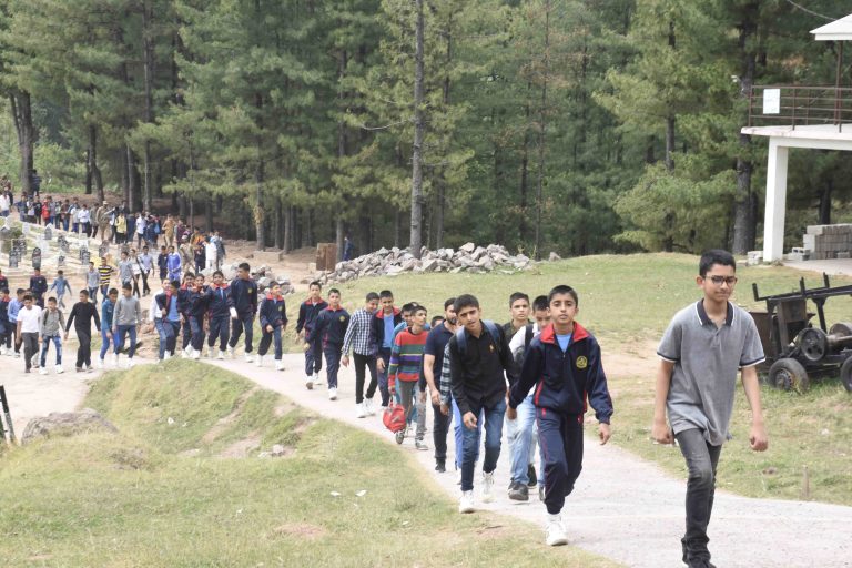 VIII Class Hiking